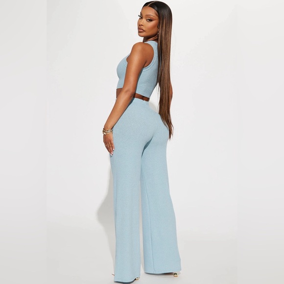 Two piece crop top high rise wide leg comfy stretch blue pant set sz M NWT - Picture 2 of 4